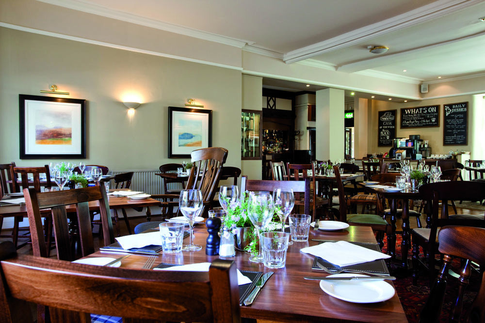 Hotel The Golden Lion At Settle 4*