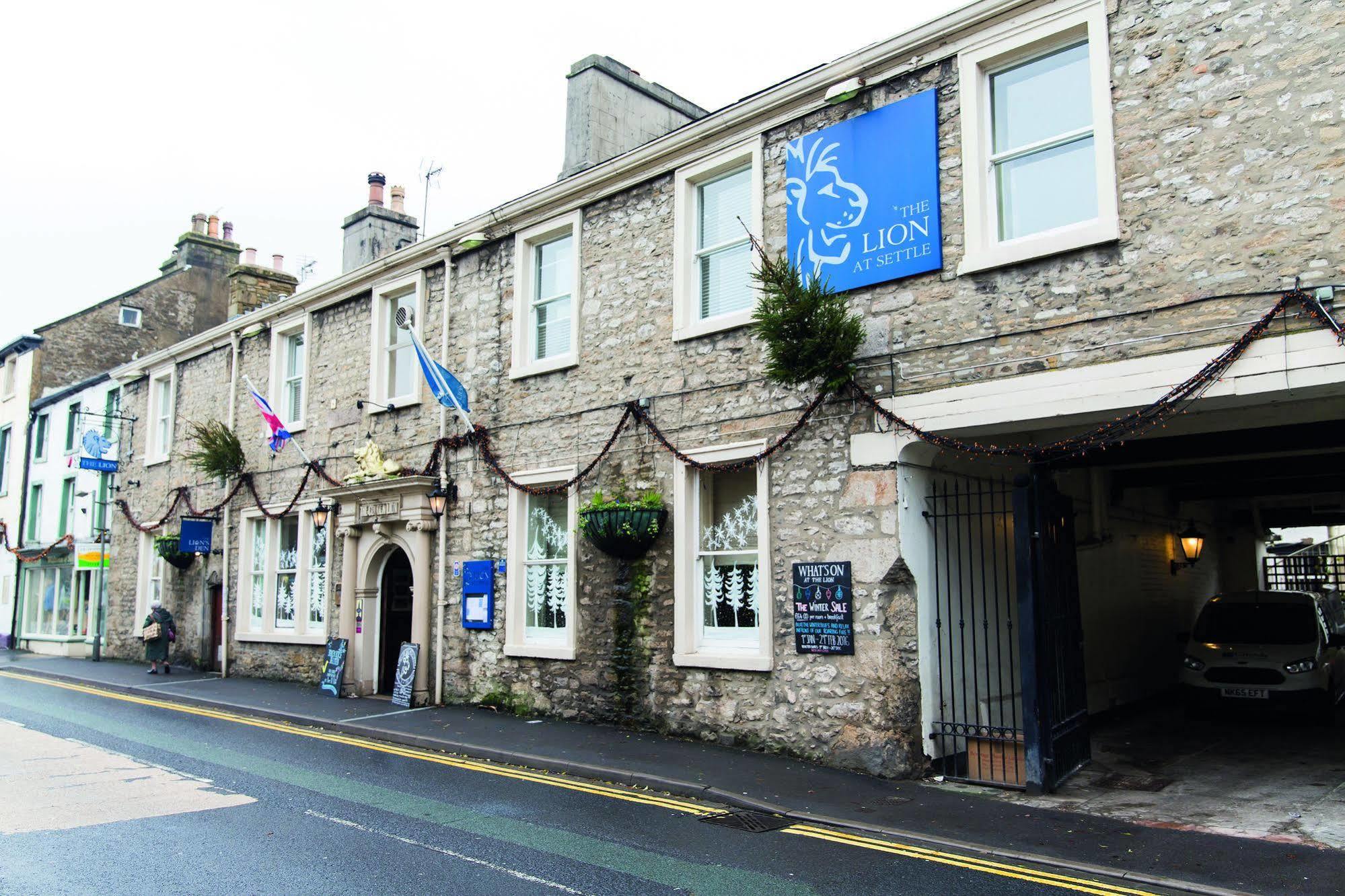 Hotel The Golden Lion At Settle 4*